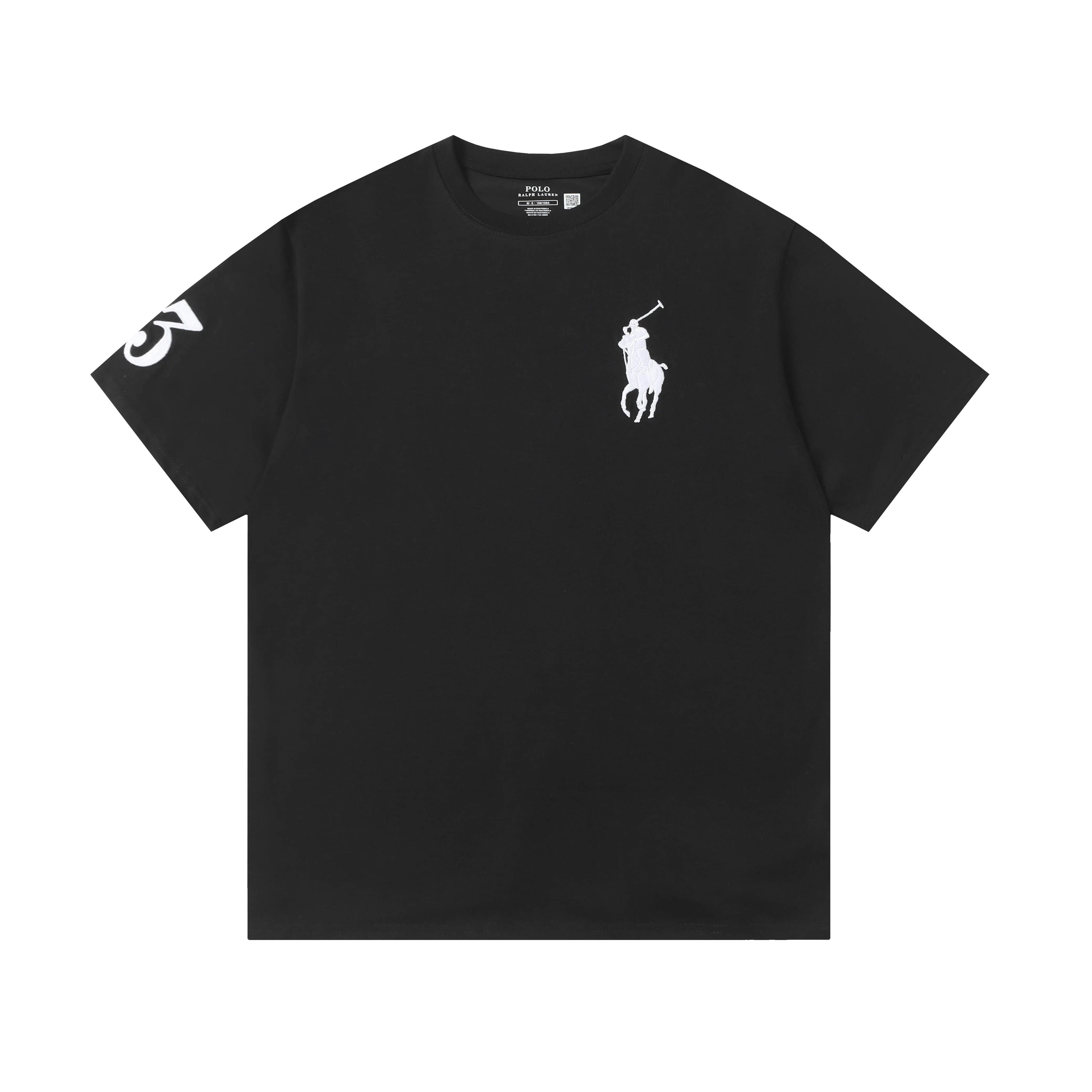 P130 Style number: 652 Brand reputation: Ralph Lauren is an internationally renowned high-end fashion brand, representing quality, style and status. Wearing its short sleeves can highlight consumers' taste and identity. Classic design: The brand has unique and enduring classic design elements, such as the polo logo, iconic color combinations, etc., which are both fashionable and recognizable. High-quality fabric: Made of double yarn 280g fabric, usually made of high-quality cotton fabric, which is soft, breathable, and sweat-absorbent, comfortable to wear, and suitable for various occasions and seasons. Exquisite craftsmanship: Pay attention to detail processing and production technology, neat stitching, and tailoring to ensure the durability and beauty of the clothing. Diversified styles: covering a variety of styles from casual to formal, simple to gorgeous, meeting the individual needs and wearing scenarios of different consumers. Strong matchability: Can be matched with a variety of bottoms, jackets and accessories to easily create a variety of different fashion looks. Inheritance and innovation: While maintaining the traditional charm of the brand, we constantly innovate designs and incorporate new fashion elements to keep our products attractive. Brand values: The American lifestyle and positive values ​​conveyed by Ralph Lauren are also recognized and yearned for by consumers. Color: Black White Gray Blue White Blue Red Pink Sky Blue Bean Green Burgundy Complete Sizes: S, M, L, XL,